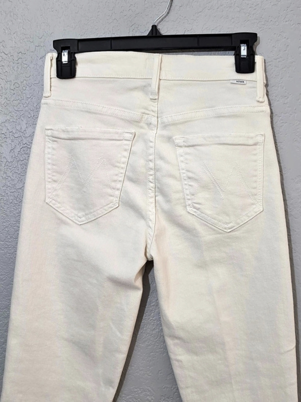MOTHER The Insider Crop Step Fray Jeans Cream Puff High Rise Size 24 - Picture 4 of 12